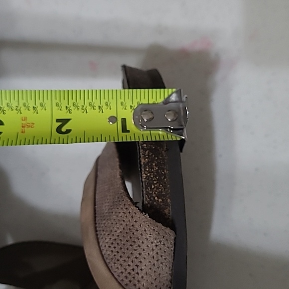 OTBT "Freedom" Women's Tan Wedge Sandals size 8 - Picture 11 of 11